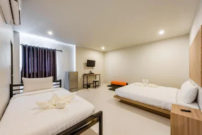 デラックストリプルルーム — Phuket Marine Poshtel